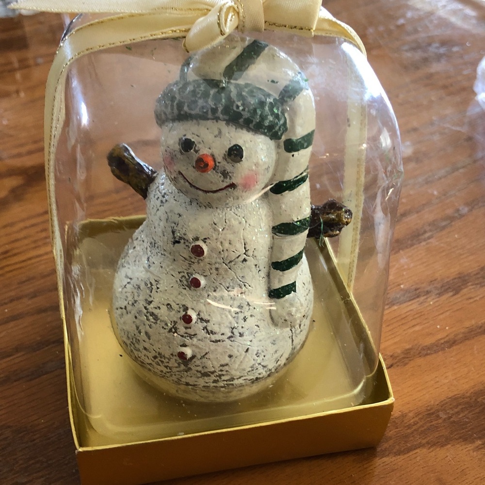 Linens’n’Things Snowman Candle